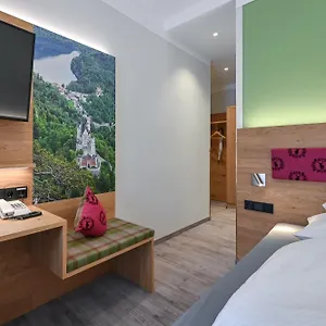 3* Отель Helmerhof